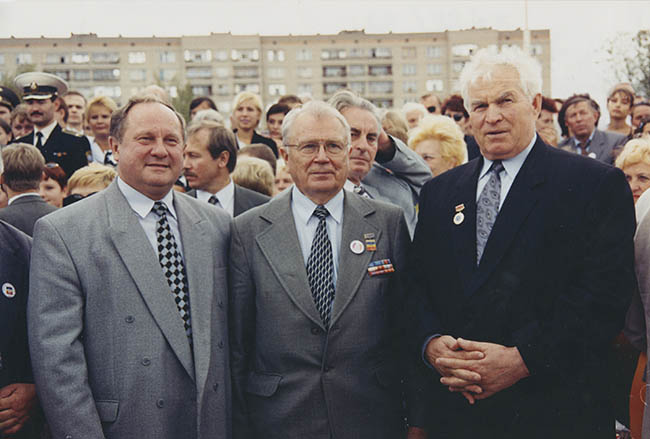 Рубашевский Давид Владимирович Фотопортрет трёх мужчин